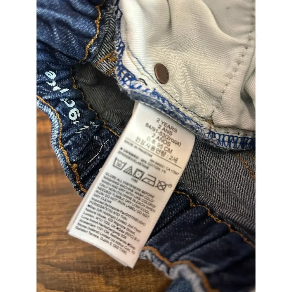 GAP Boy’s 90’s Loose Fit Jeans / Size: 2